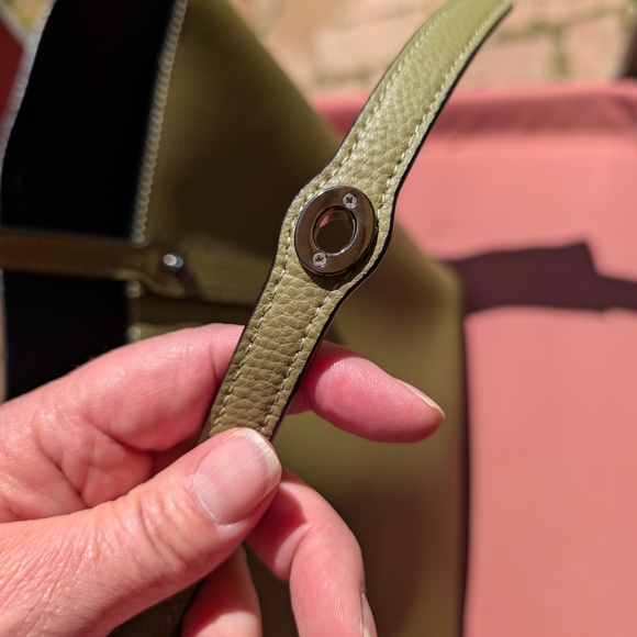 Coach Market Tote - Picture 9 of 11